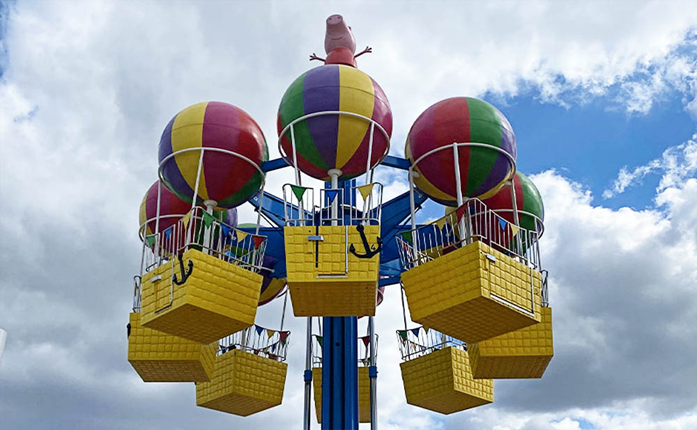 Rides at Peppa Pig Theme Park